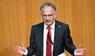 Finanzminister Marterbauer erläutert das Budget
