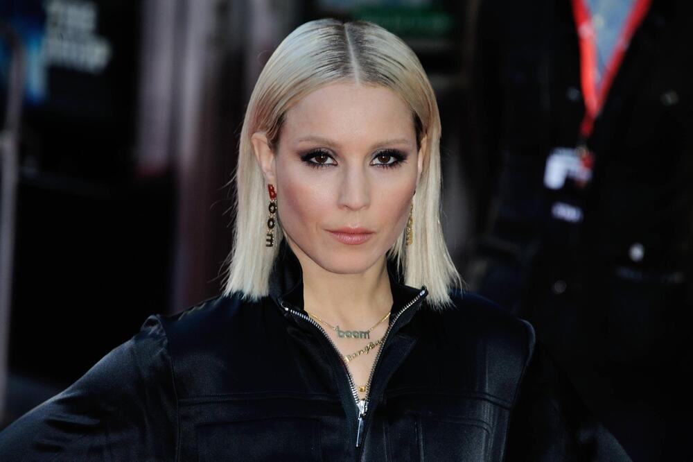 Noomi Rapace