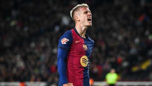 Wenn es schlecht läuft, ist Dani Olmo für den FC Barcelona bald nicht mehr am Ball.