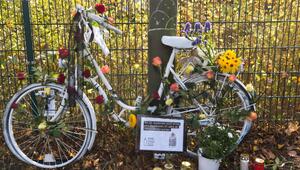Mahnwache nach tödlichem Fahrradunfall