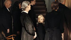 Hanna Heckt als Alma in "In die Sonne schauen".