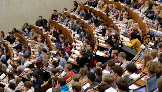 Die Anträge von Drittstaaten-Bewerbern gehen steil nach oben