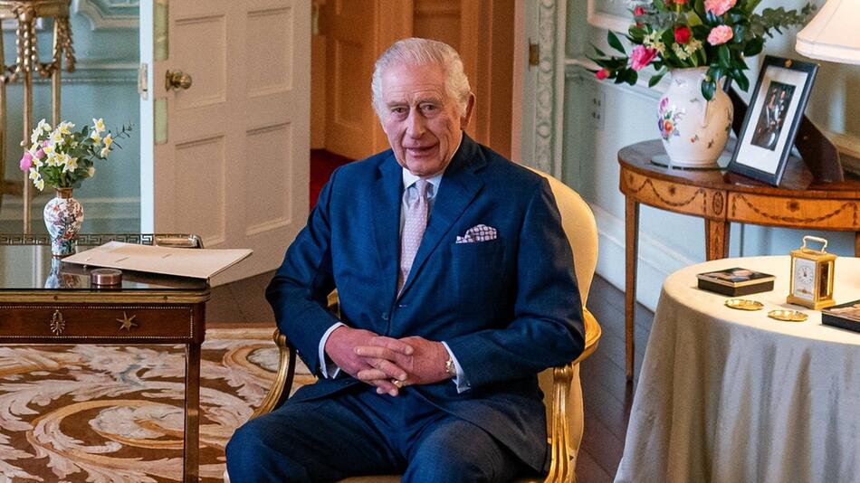 Britische Behörden haben Berichte über Charles' angeblichen Tod zurückgewiesen.