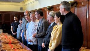 Baguette-Wettstreit in Paris - Sieger backt für den Élysée