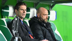 Wolfsburgs Sportchef Ralf Kellermann und Trainer Stephan Lerch