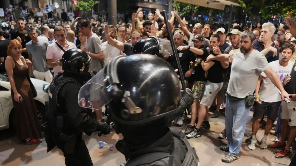 Proteste gegen Regierung in Serbien