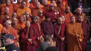 "Marsch für den Frieden" - Buddhistische Mönche erreichen Washington 