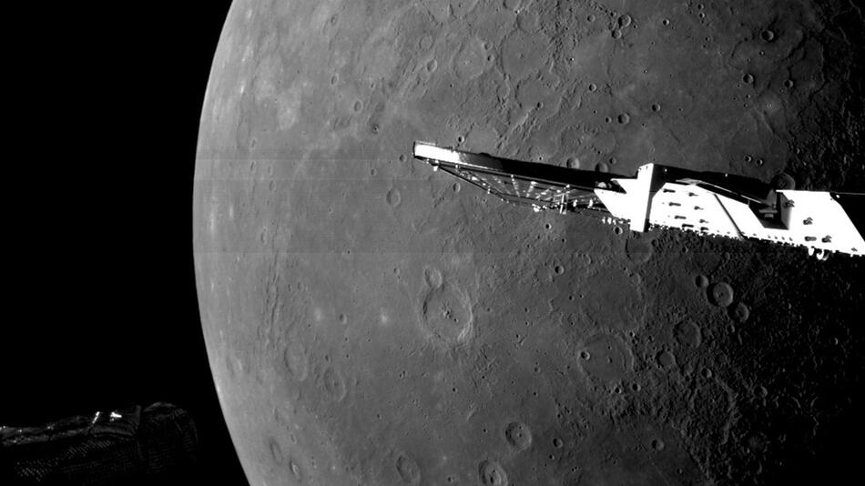 Sonde "BepiColombo" fliegt nah an Merkur vorbei