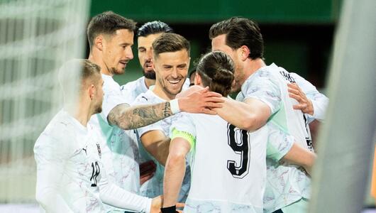 ÖFB-Jubel nach frühem Elfmetertor von Sabitzer