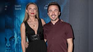 Frankie Muniz und seine Ehefrau Paige Price bei einer Premiere.