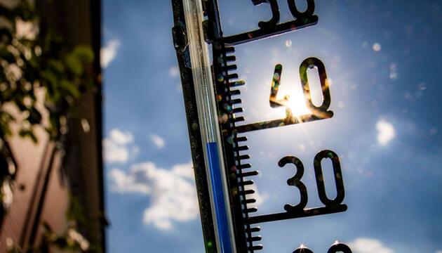 ++ ARCHIVBILD ++ 40 Grad im Osten möglich
