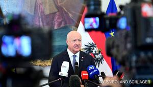 Stocker teilte seine Meinung bei einem Pressestatement mit