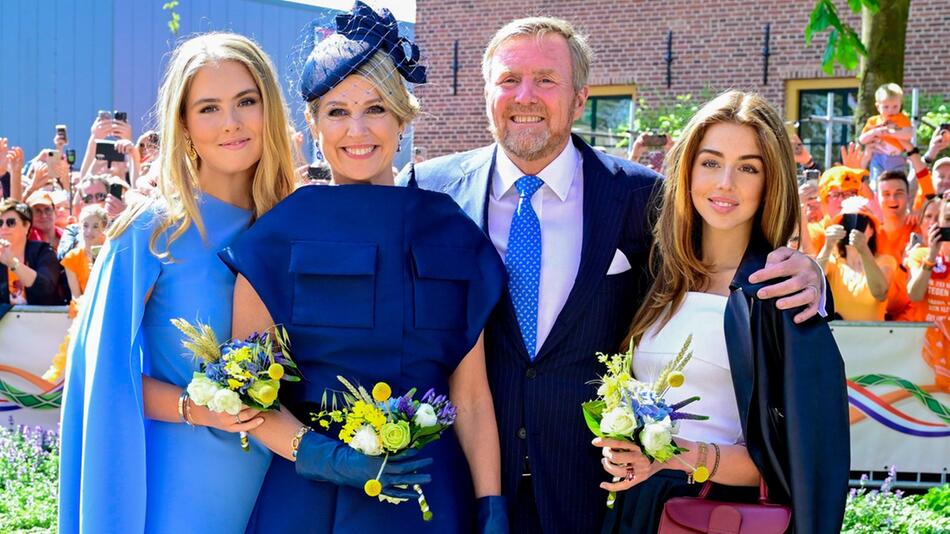 Kronprinzessin Amalia, Königin Máxima, König Willem-Alexander und Prinzessin Alexia am 58 ...