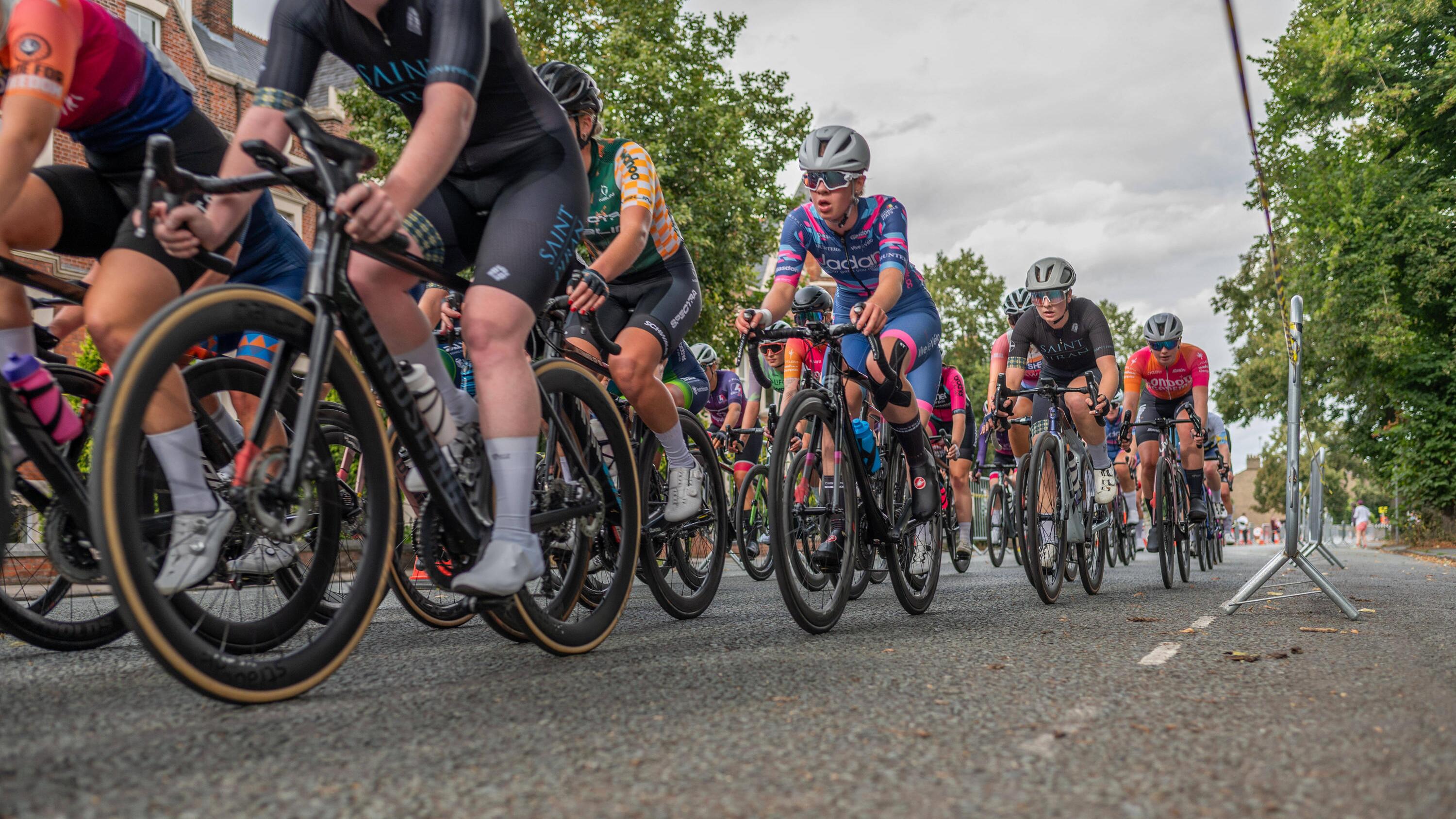 News aus dem Radsport, Reitsport, Golf, Schwimmen & mehr | GMX.AT