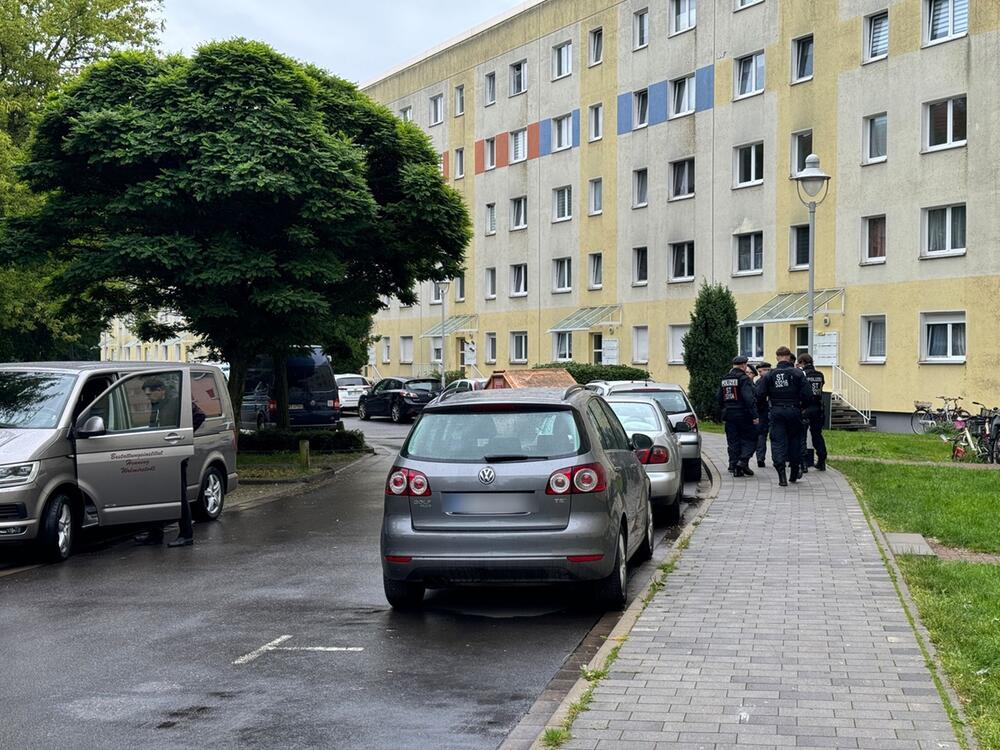 Beamte erschießen bei Einsatz mutmaßlichen Angreifer