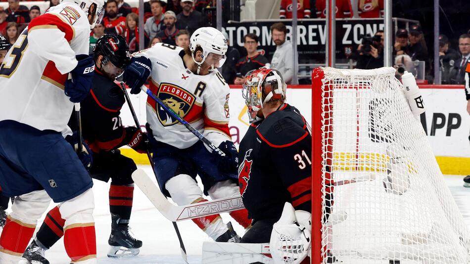 Carolina Hurricanes - Florida Panthers