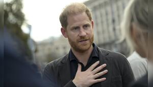 Beim Besuch in der Ukraine vergangene Woche spricht Prinz Harry auch über die Beziehung zu ...