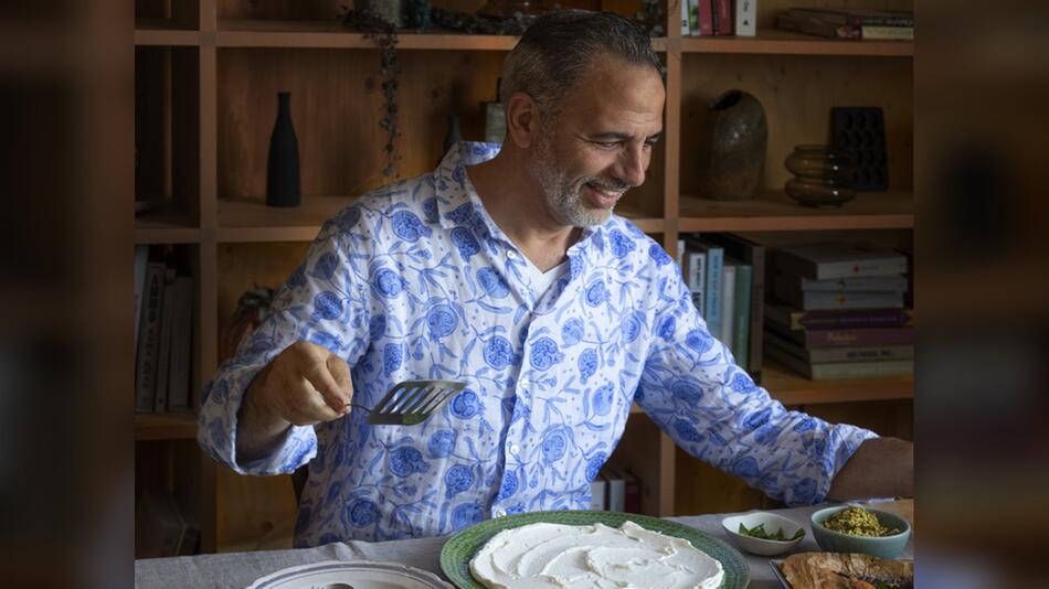 Yotam Ottolenghi teilt in "Comfort" Rezepte, die ein Gefühl von Geborgenheit hervorrufen.