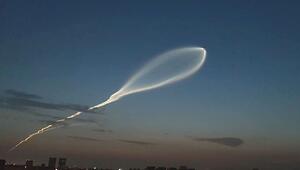 Geheimnisvoller Lichtstreif am Himmel sorgt für Aufsehen in China