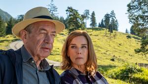 "In fremden Händen": Der vermögende Witwer Wolfgang (Robert Hunger-Bühler) lernt im Urlaub in ...