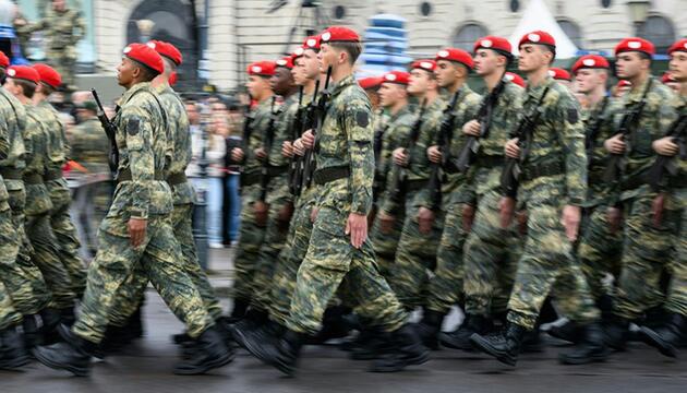 Verfassungsurteil zu Armee-Haartracht in Östereich