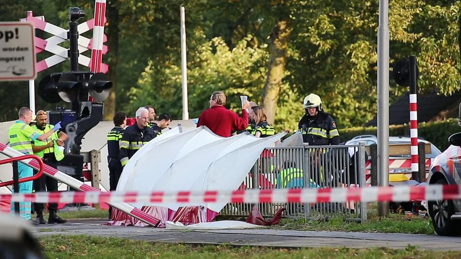 Kinder in Niederlanden bei Unglück mit Zug getötet