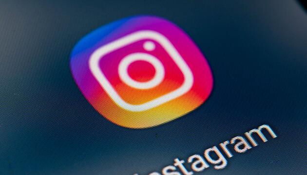Logo von Instagram auf einem Smartphone