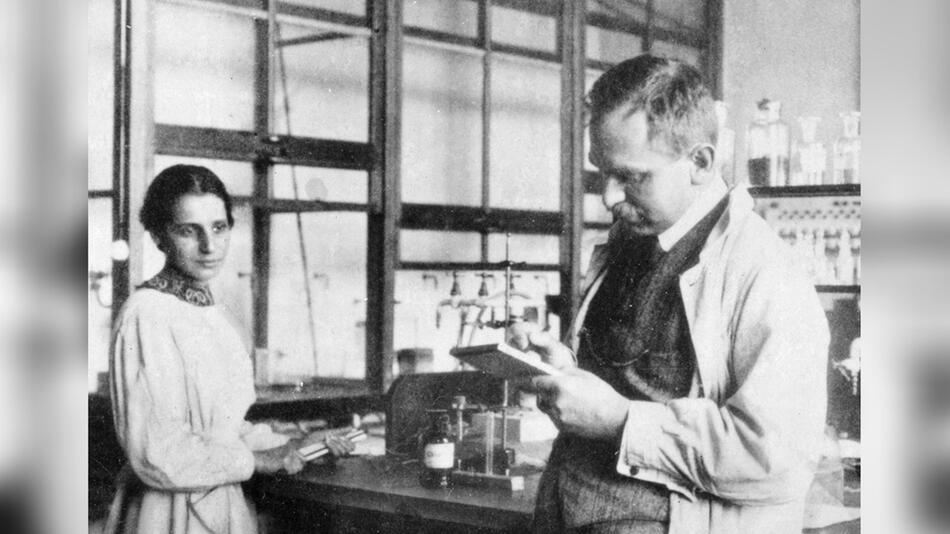 Lise Meitner forschte 1913 gemeinsam mit Otto Hahn in Berlin.