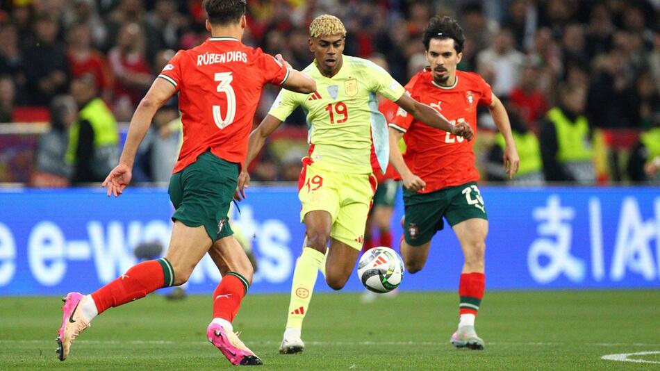 Das Spiel Spanien gegen Portugal endete im Elfmeterschießen.