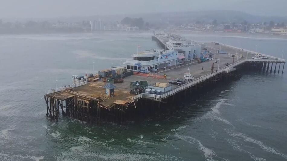 Teile der Seebrücke im kalifornischen Santa Cruz eingestürzt