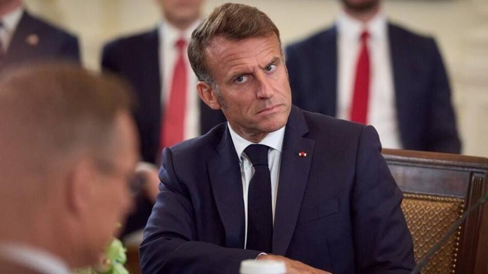 Emmanuel Macron reagierte gelassen auf eine Verzögerung.
