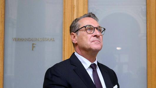 Strache