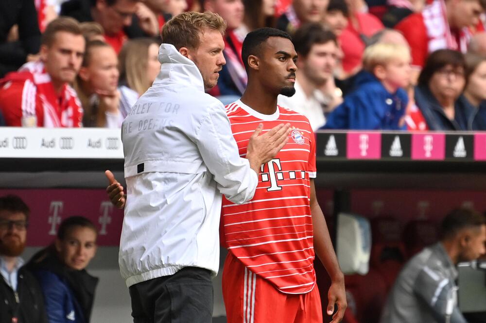 Julian Nagelsmann mit Ryan Gravenberch