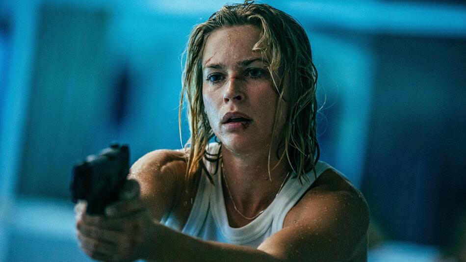 Jeanne Goursaud im Netflix-Hit "Exterritorial".