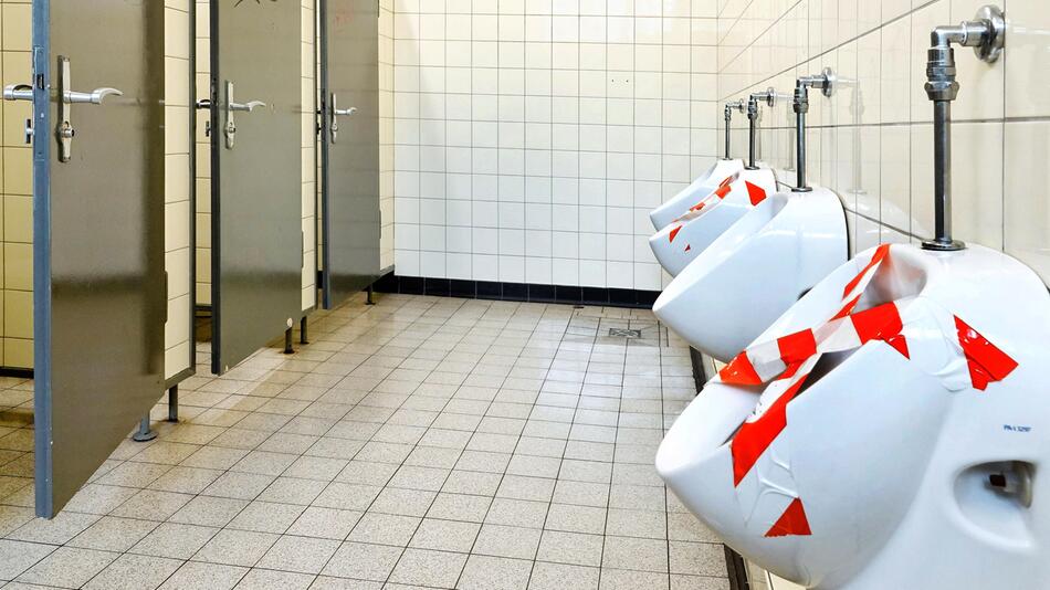 Toiletten im Berufskolleg am Goldberg in Gelsenkirchen-Buer