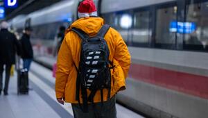 Reiseverkehr vor Weihnachten - Berlin