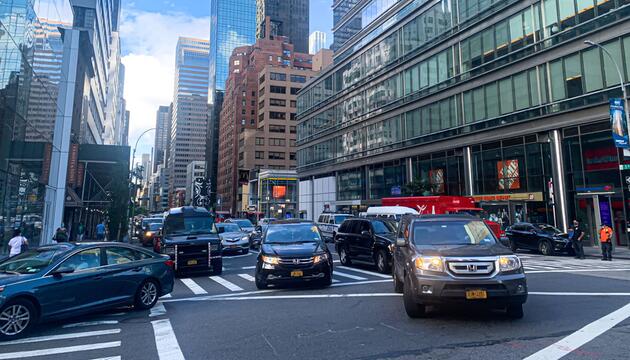 Straßenverkehr in New York