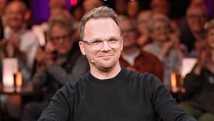 Ralf Schmitz moderiert nach längerer Zeit wieder eine Show.