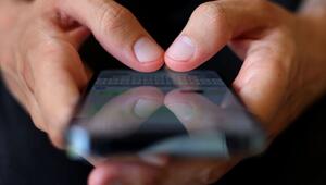 Finanzbetrüger schlagen immer häufiger mit KI und über WhatsApp zu