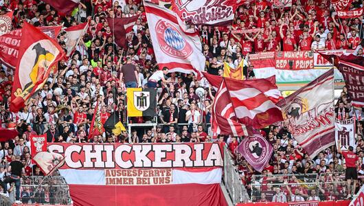 Fans von Bayern München