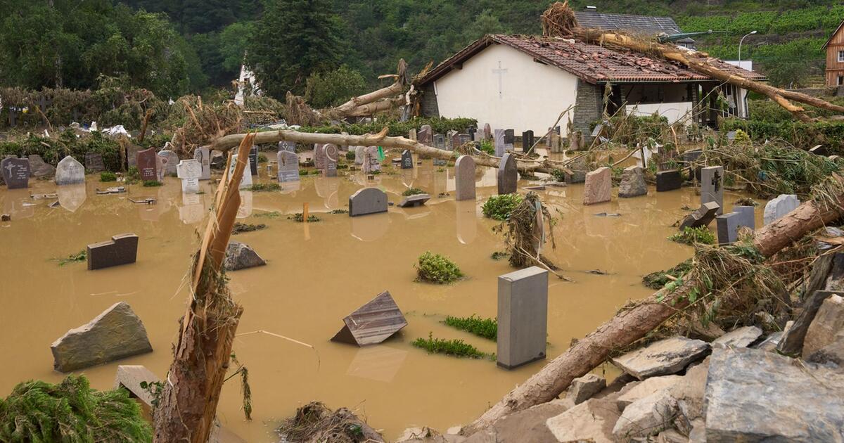 Hochwasserkatastrophe: Mindestens 58 Opfer und über 1.000 Menschen noch vermisst - Vimarsana News