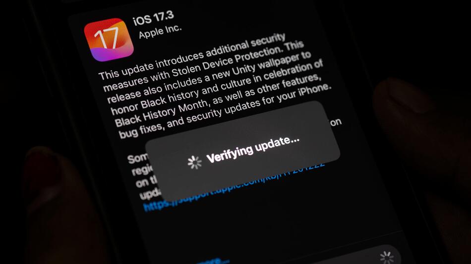 iPhone iOS 17 Update