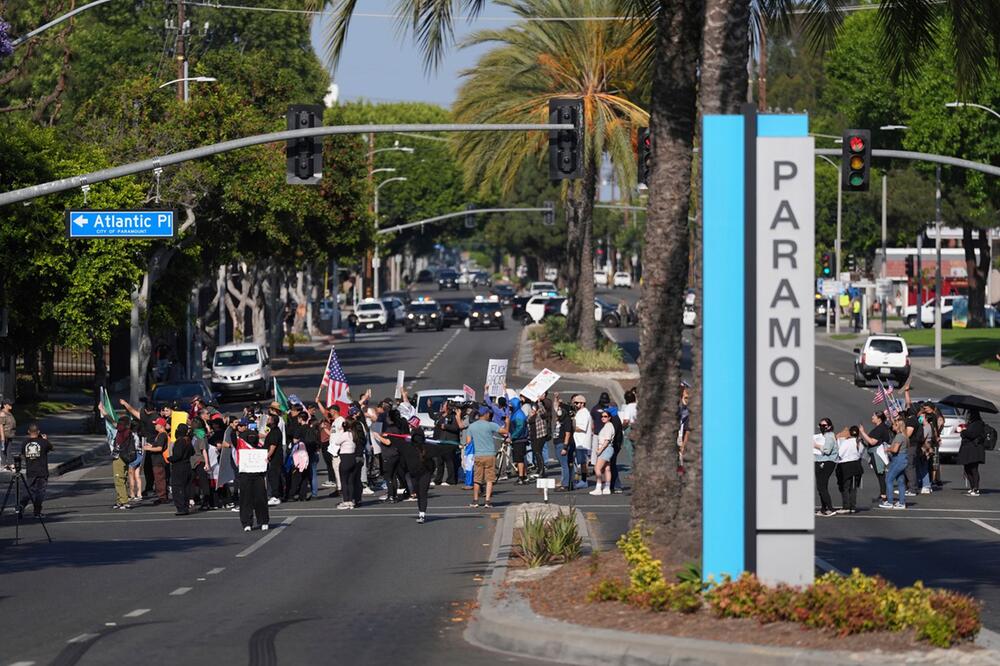 Proteste in Kalifornien - Paramount