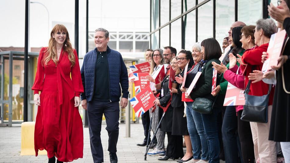 Oppositionsführer Starmer warnt Labour-Partei vor Leichtsinn