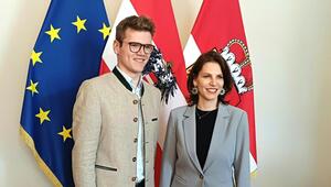 Der designierte Agrarlandesrat mit Landeshauptfrau Karoline Edtstadler