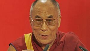 Der Dalai Lama feiert seinen 90. Geburtstag.