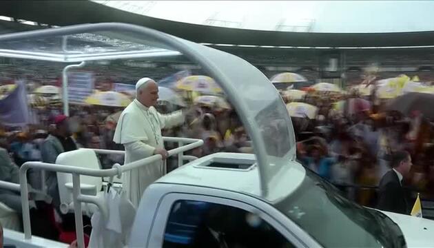Papst Leo beendet Afrika-Reise