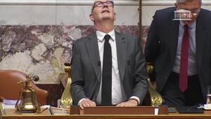 Unwetter über Paris - Parlament unterbricht Sitzung wegen Dach-Leck