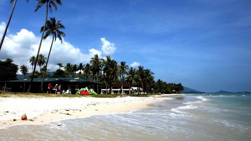 Strand und Wasser