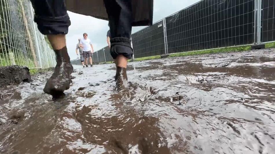 Schlammschlacht vorbei? Dauerregen auf Wacken überstanden